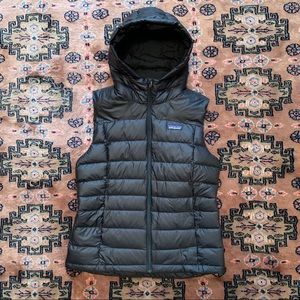 BNWT Patagonia women’s Hi-Loft Down Hooded Vest